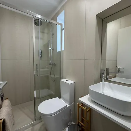 Stayin Arrifes Ii D * Funchal (Madeira)
